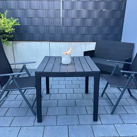 Schwarzwald Modern Mit Terrasse 슈람베르크