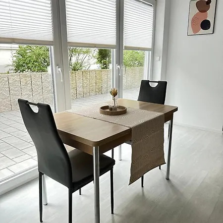 아파트 Schwarzwald Modern Mit Terrasse 슈람베르크