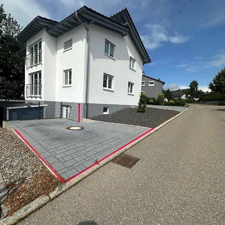Schwarzwald Modern Mit Terrasse 아파트 *