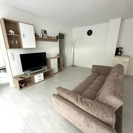 Schwarzwald Modern Mit Terrasse 아파트